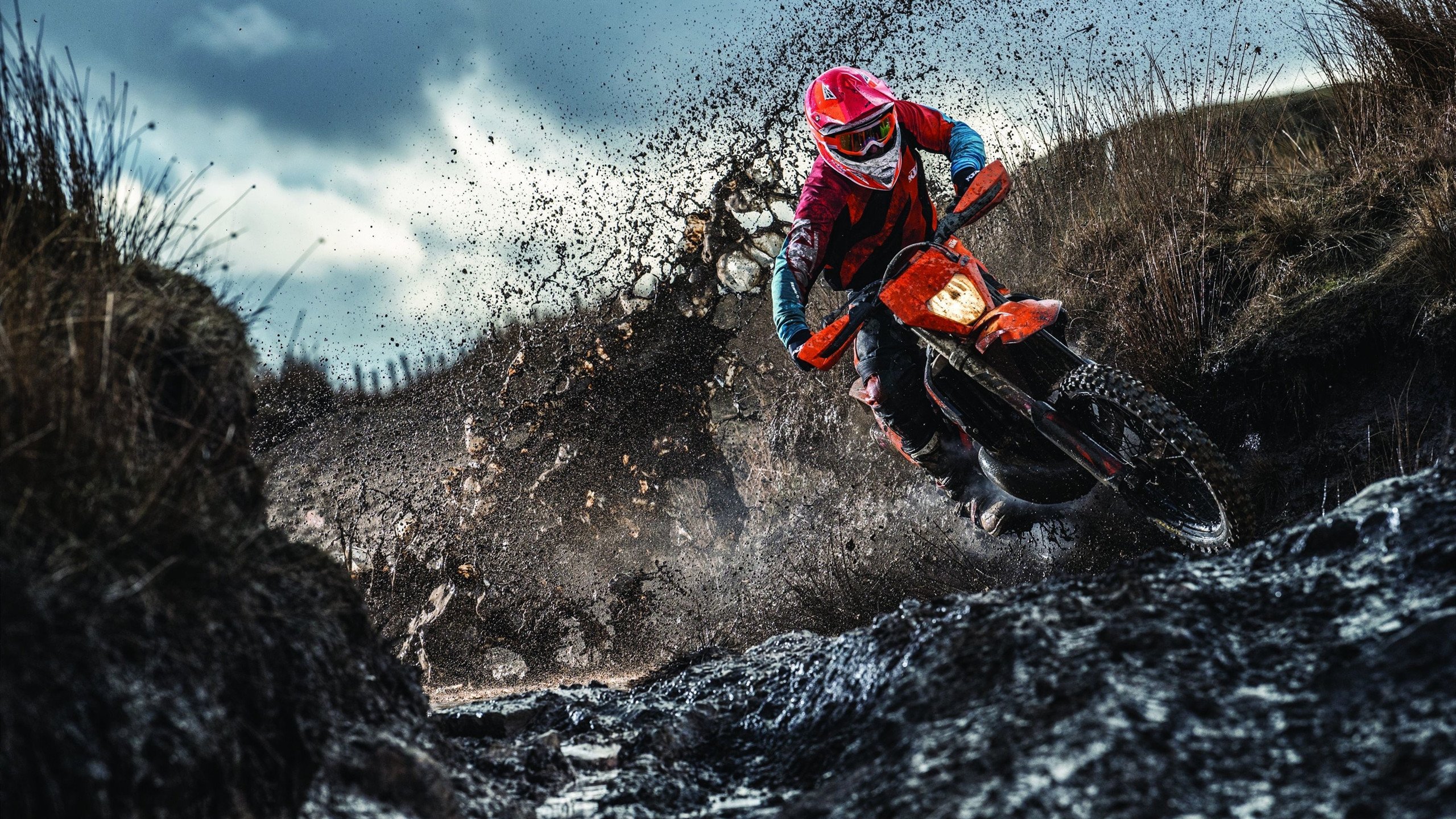 乔治末节封神，热火主场轻取开拓者锁定关键卡位战