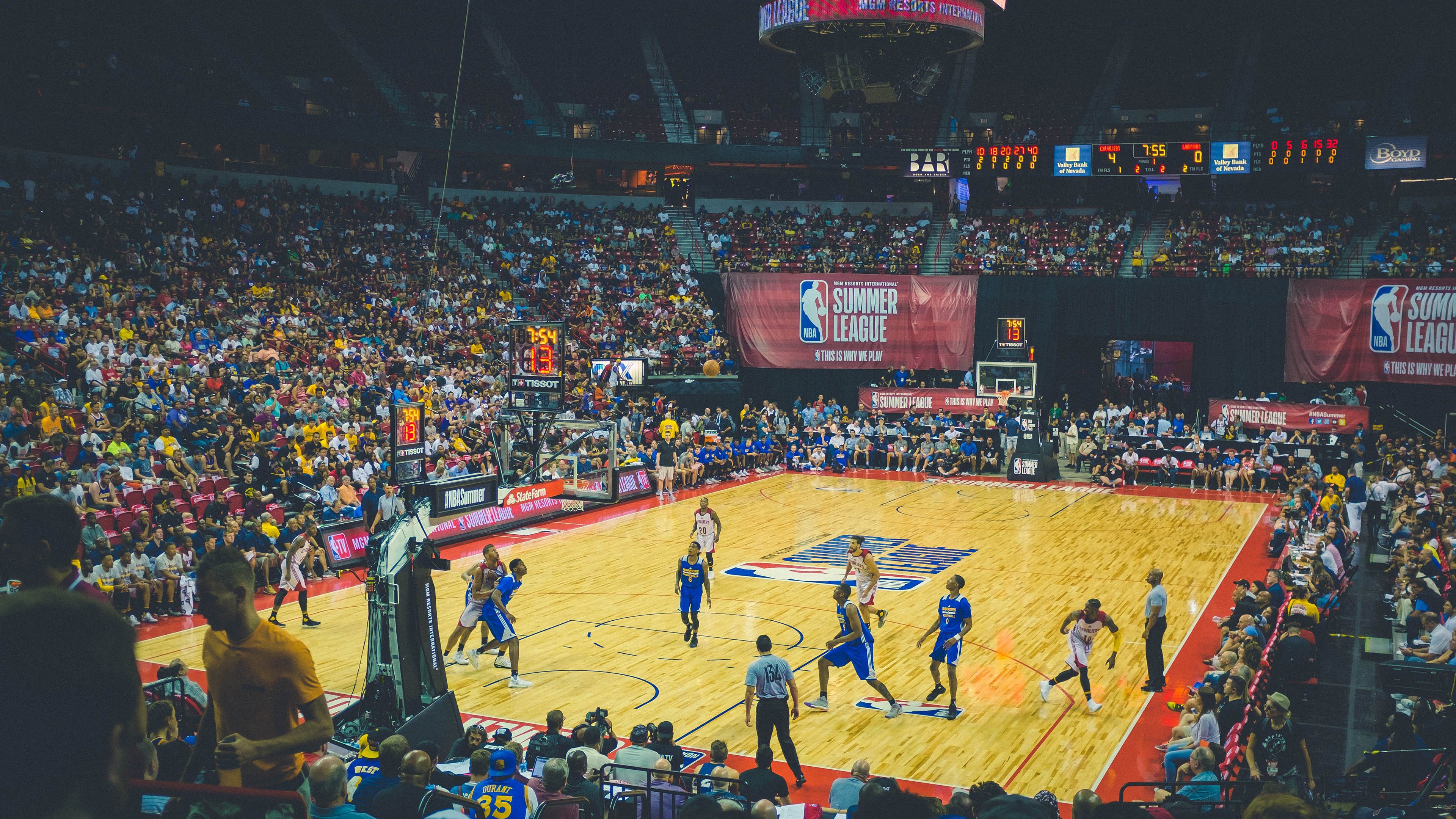 奥运周期关键战之夜,阿坎吉完成里程碑