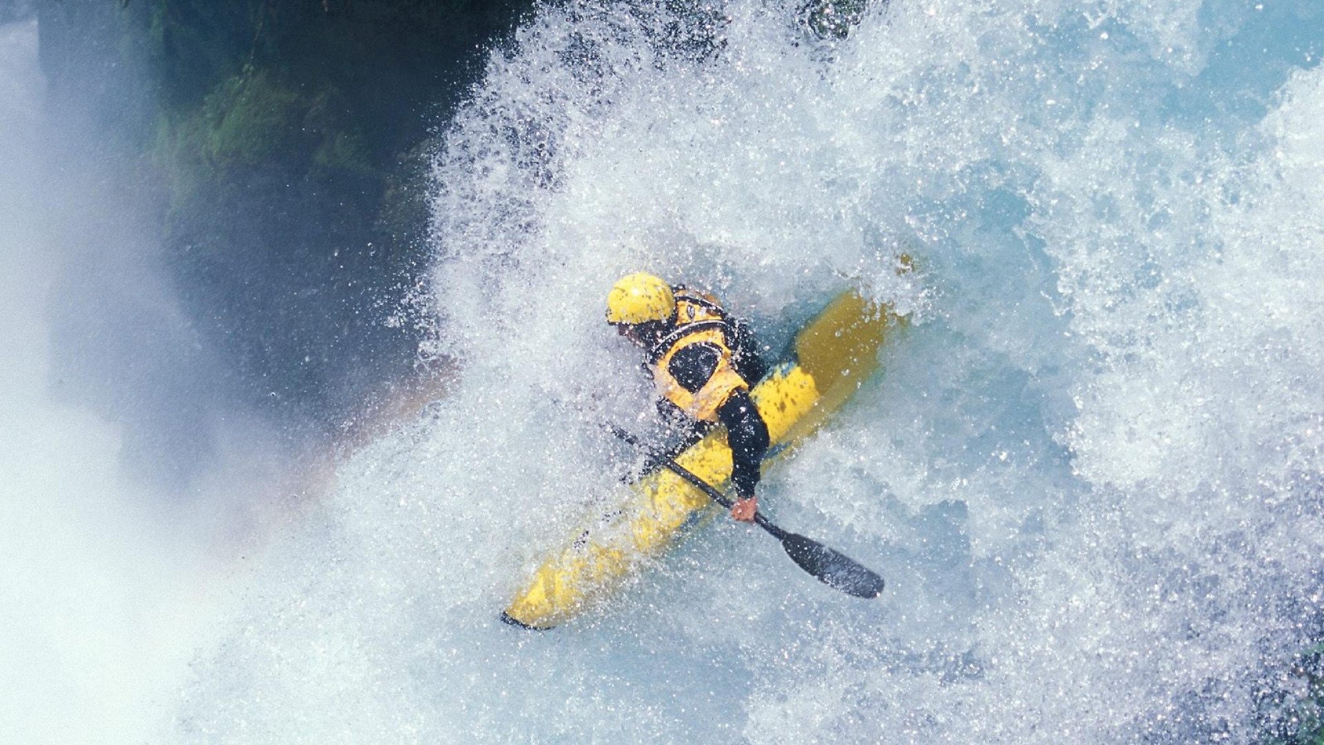 梅赛德斯完胜索伯车队，勒克莱尔关键制胜，策略与勇气的完美结合