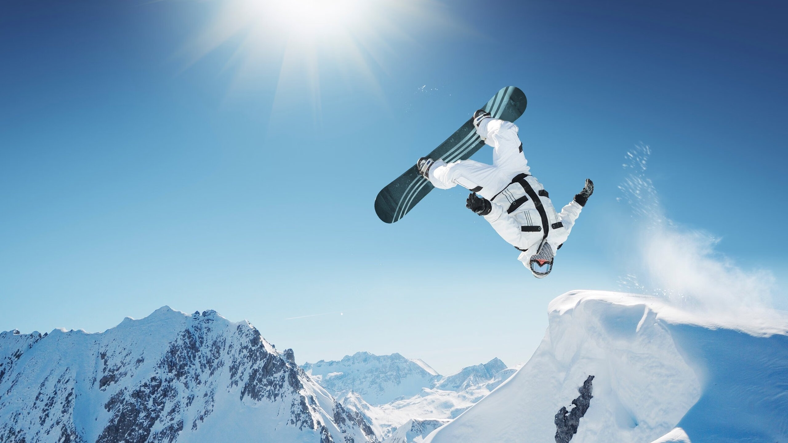 赛道上的终局艺术，维斯塔潘高光时刻，红牛绝杀迈凯伦